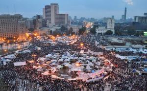 1024px-Tahrir_Square_-_February_9,_2011-S